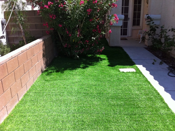 Artificial Grass Maiden North Carolina Landscape Front