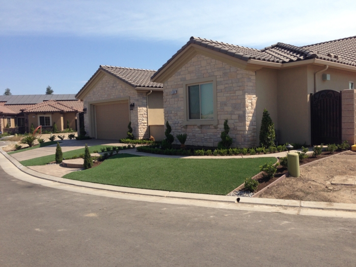 Artificial Turf Mountain View North Carolina Landscape Front