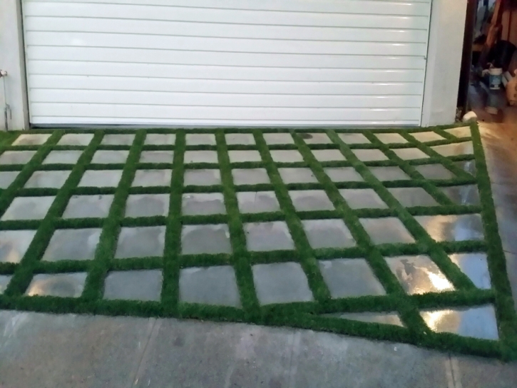 Synthetic Turf East Spencer North Carolina Lawn Pavers Front